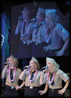 The ladies trio double the us girl group: Andrews Sisters
