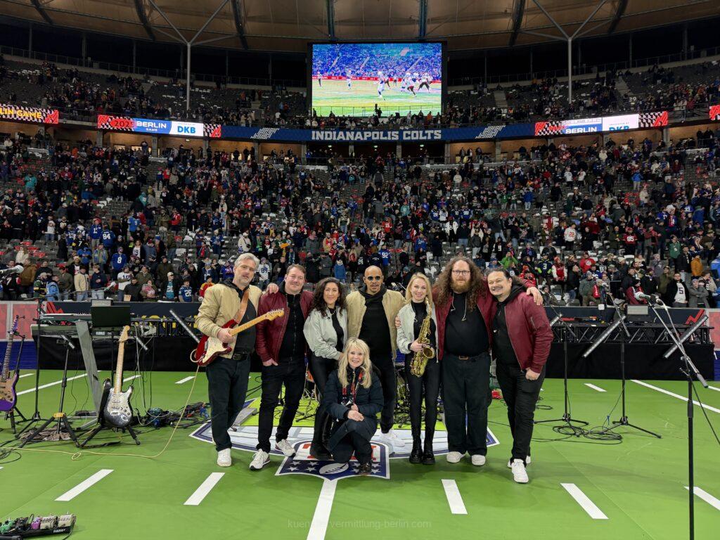 Party band Berlin live at the NFL Game 2025 | Music & Show at the Olympiastadion