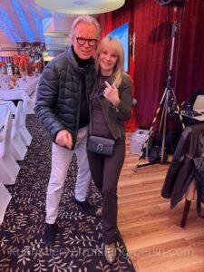 Wolfgang Lippert moderiert das Jubiläum der Ahorn Hotels – ein Wiedersehen unter Freunden, organisiert von Künstlervermittlung Berlin