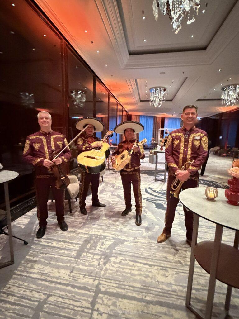 Mobile Mariachi Band im Ritz Carlton Event mit mexikanischer Live Musik