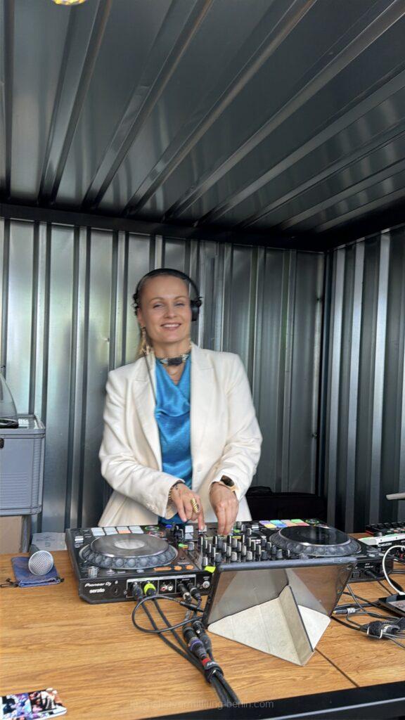 Ibiza-style DJane at the BVR corporate event at the Uber Eats Music Hall in Berlin