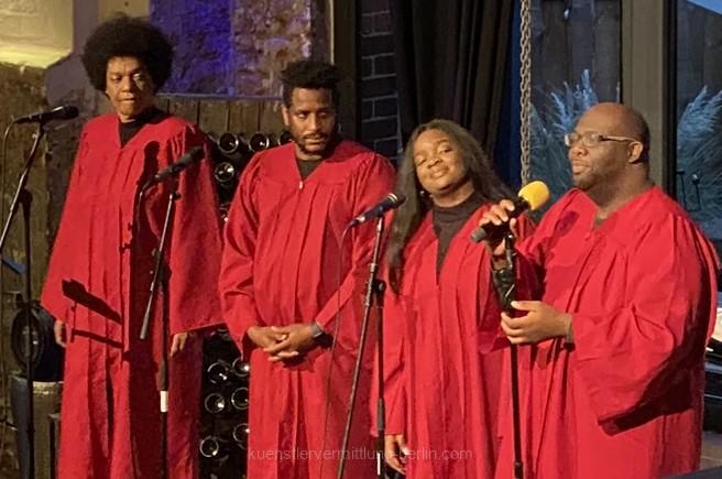 Gospel Choir Surprises the Bride at a Wedding in Berlin-Tempelhof
