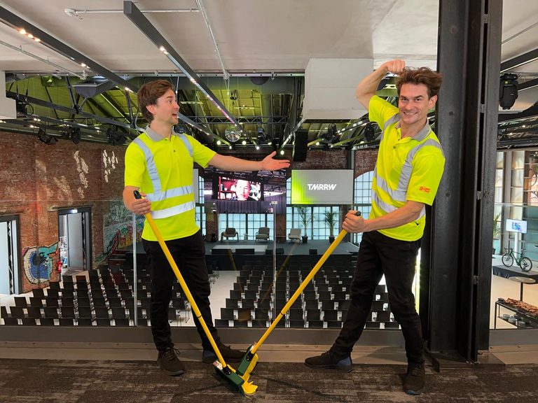 Comedy Akrobatik als Showact bei der TMRRW Conference 2026