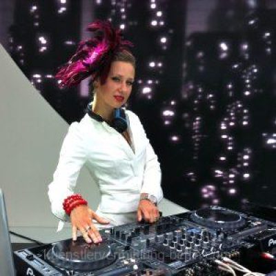Club-DJANE-Germany-6-1-p5p8qnl6hd1b5m3qzdu0cn0o45qwqenw27bhc5uyew