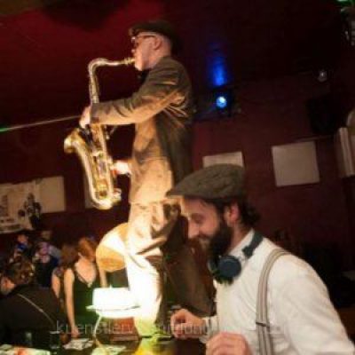 DJ-VINTAGE-ELECTRO-SWING-CHARTS-4-p5p8zfey9p1nilczr6cnmfbjpmi8kphp9miml4uoc8