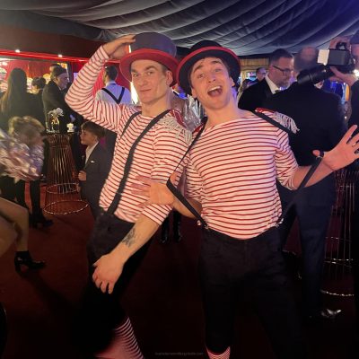 Greatest Showman Opening mit 60 Künstlern – Tanz, Akrobatik und Schauspiel im TIPI Berlin für exklusives Kundenevent