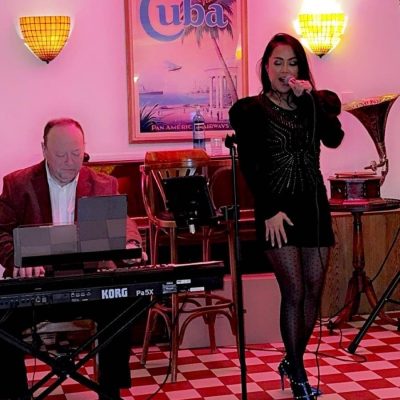 Piano Lounge & Party Duo live at an event - stylish live music with vocals and piano, elegant atmosphere with jazz and pop classics