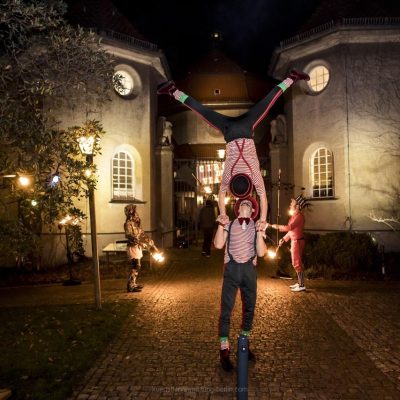 20er-Jahre-Akrobatik-Show