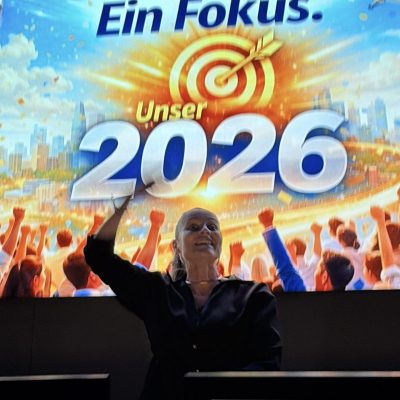 Party DJane Berlin mit Live-Gesang bei einem Firmenevent