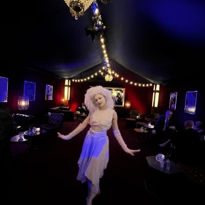 „Greatest Showman – Opening-Inszenierung im TIPI Berlin“