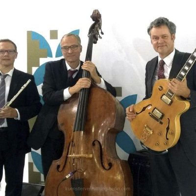jazzband-buchen-deutschland Dinner Jazz Musik Berlin, Jazz Trio Berlin, Pop Jazz, Poptitel im Jazzstil, dezente Hintergrundmusik, Jazz Livemusik, Livemusik für Events, Dinnerunterhaltung, Jazzband Berlin, Konferenzmusik